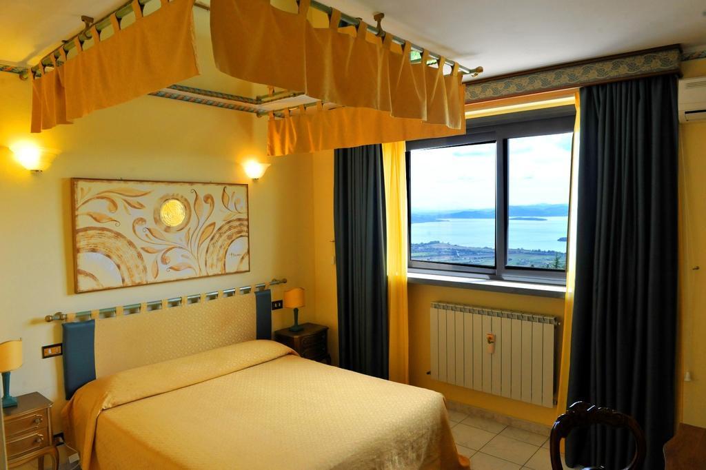B&B Villa Sensi Туоро сул Тразимено Екстериор снимка